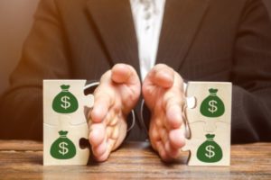 Conheça Os Riscos De Misturar O Dinheiro Da Empresa Com As Contas Pessoais Dos Sócios - Tranquilo - Gestão Financeira Terceirizada